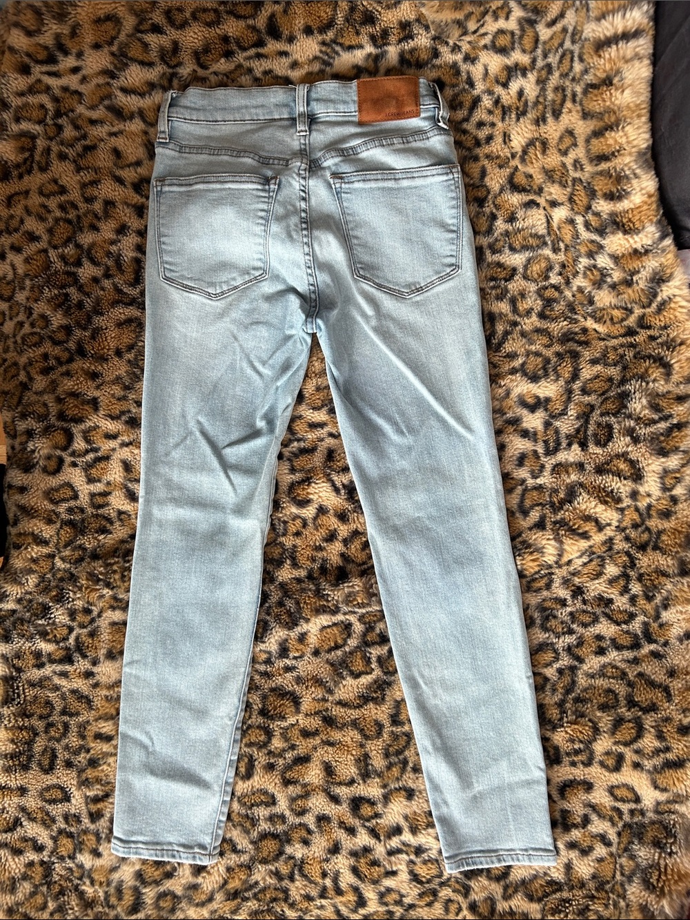 J Crew - 9" High-Rise Toothpick Button Fly Jean - Size 25P - Picture 9 of 9